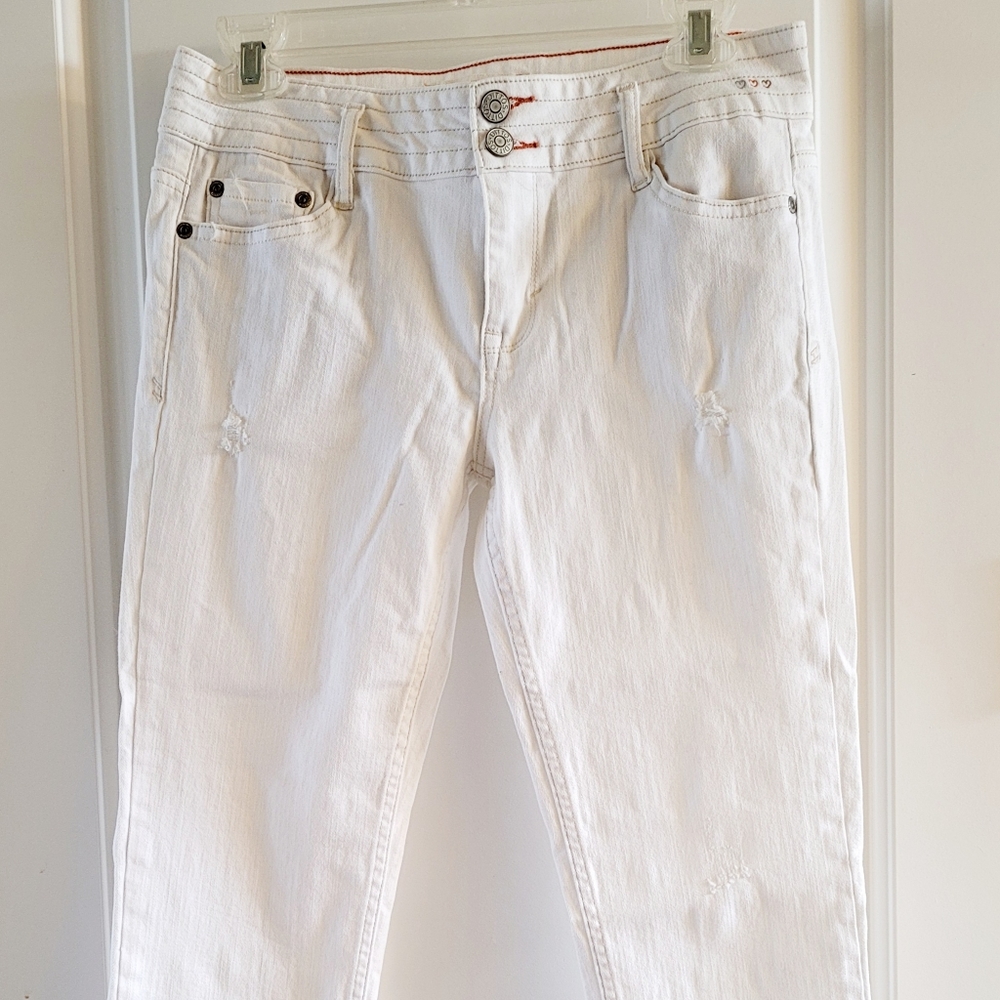 Ditto cropped cream jeans. Never worn